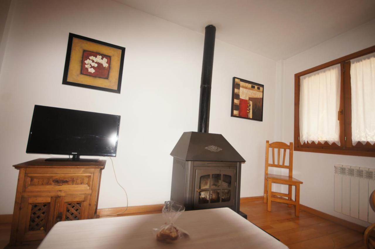 Casa Chispa Cuarenta Y Seis Benasque Eksteriør billede